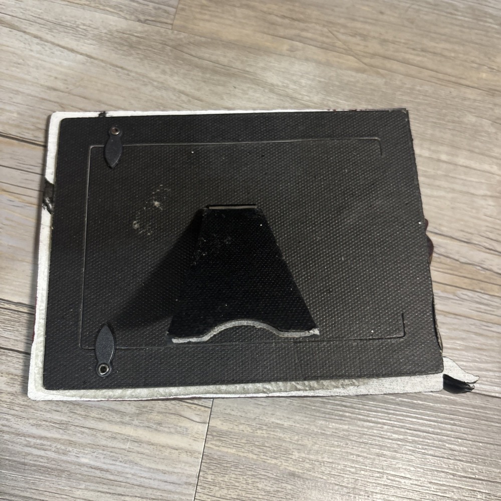 Vintage 3D blackamoor style picture frame 3.5 x 5 red Gold topless Unique - Picture 4 of 9